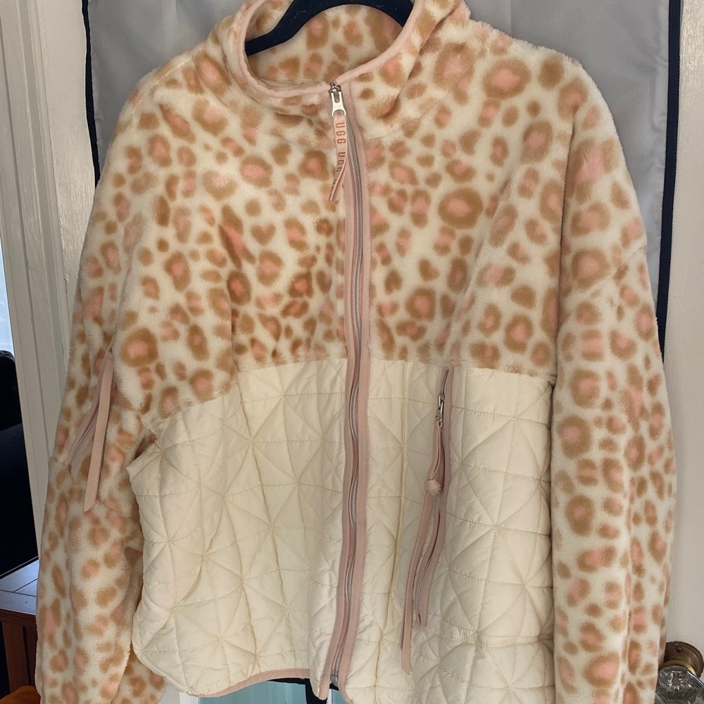 Leopard Print Fleece Jacket with Quilted Detail